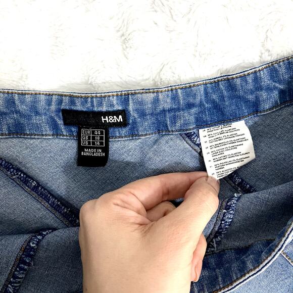Vintage Y2K H&M Denim Washed Out Diagonal Stitching Boho Knee Length Skirt 14 - Picture 4 of 6